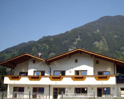 Ferienhaus Zillertal Stumm Exterior photo